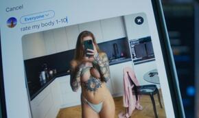 Virtuální přítelkyně